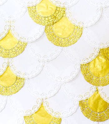 Toile de fond avec des napperons jetables