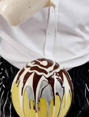 Bol en chocolat noir et chocolat blanc