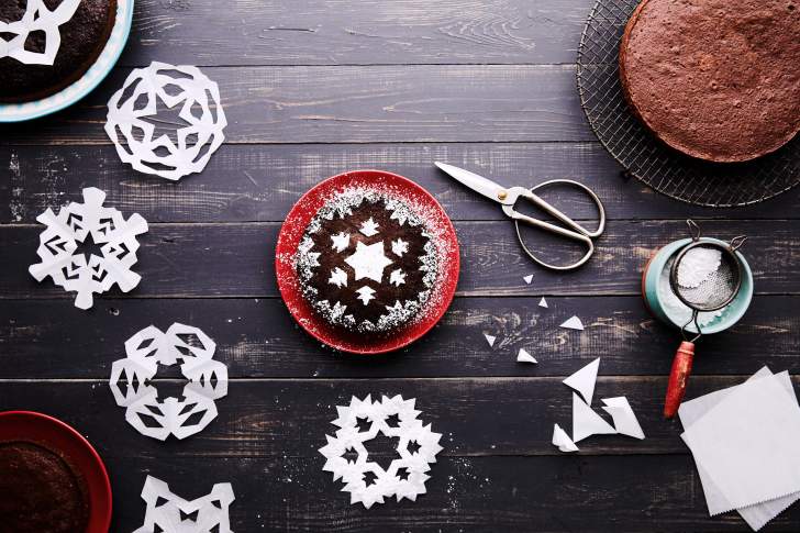Pochoir Flocon De Neige Métal 16x16 Cm – En Acier Inoxydable, Réutilisable, Décoration Noël