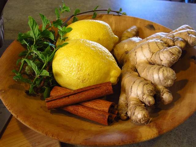 citron, cannelle, gingembre et menthe pour perdre du poids