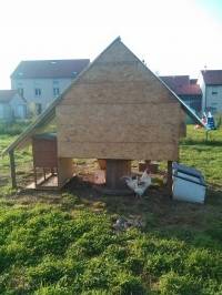 Poulailler cabane en récup