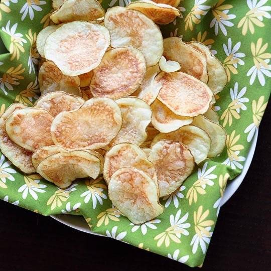 Des chips fait-maison avec zéro matières grasses