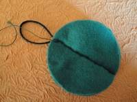 Boules de Noël en feutrine