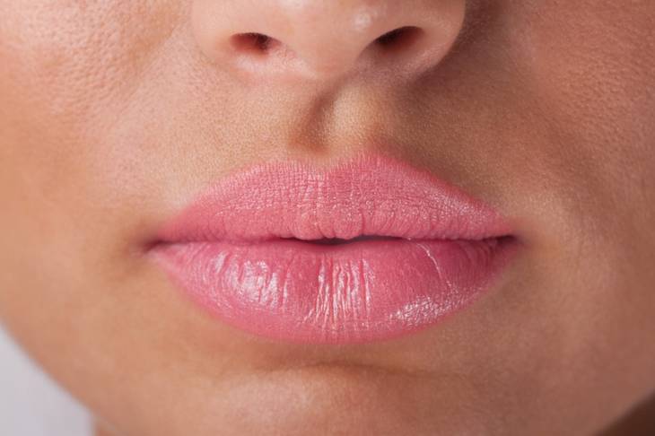 Soignez les gerçures des lèvres avec ce produit miracle que vous avez sûrement chez-vous