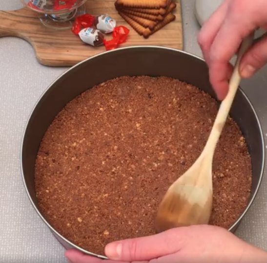 préparation du fond du cheesecake