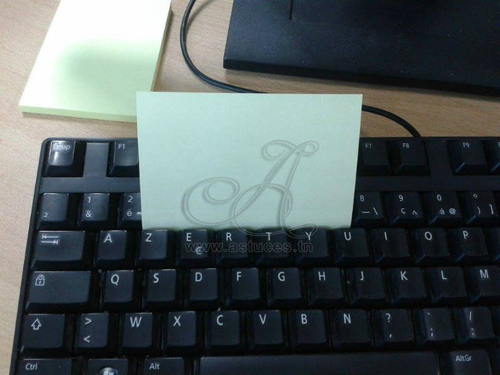 Nettoyer un clavier d'ordinateur sans le démonter