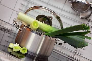 10 astuces pour boire plus d'eau et rester hydraté hiver comme été