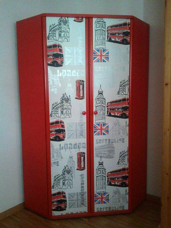 Relooking d'une armoire d'angle
