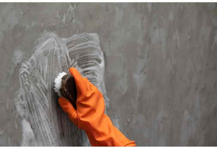Guide complet pour nettoyer en douceur les murs peints