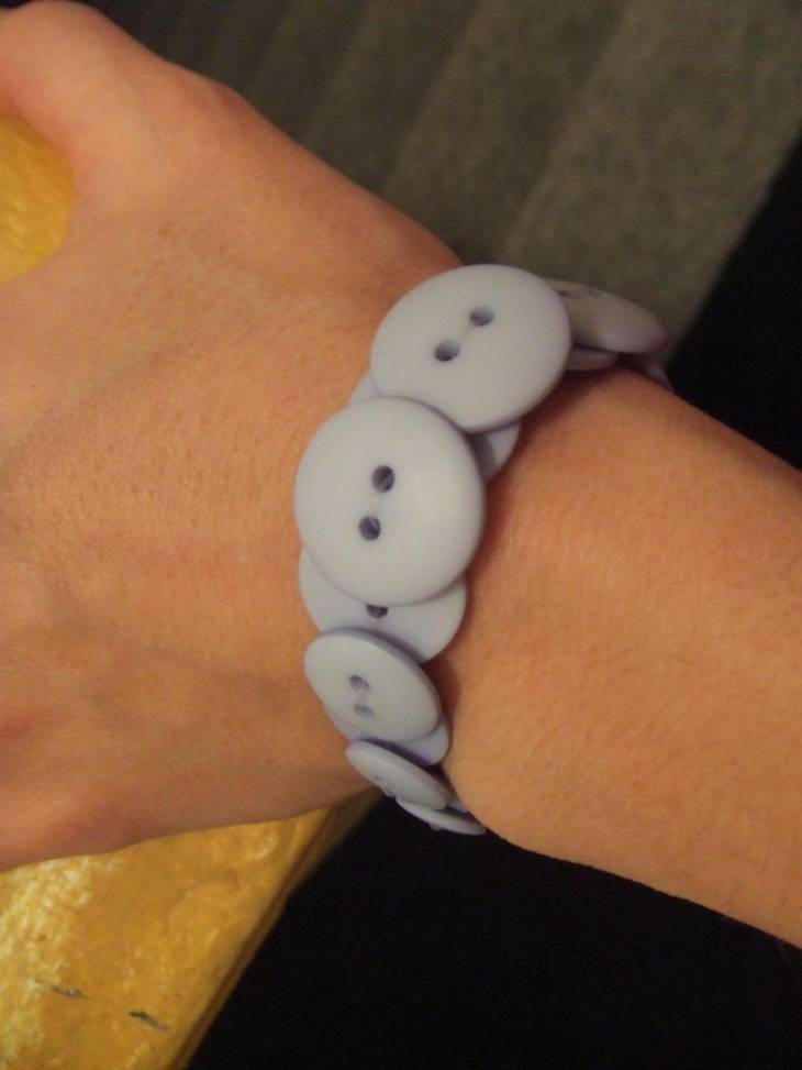 Bracelet en boutons