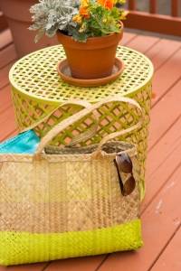 Personnaliser un sac en osier