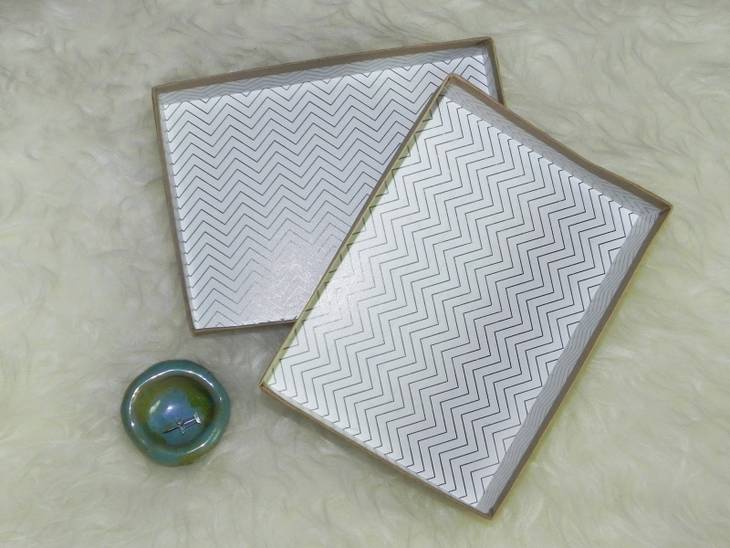 Rangement pour boucles d’oreilles à partir d'une boîte en carton