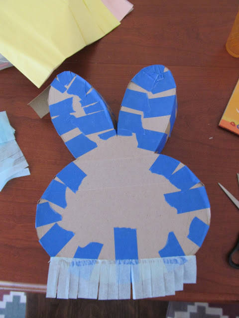 Fabrication d'une piñata en carton