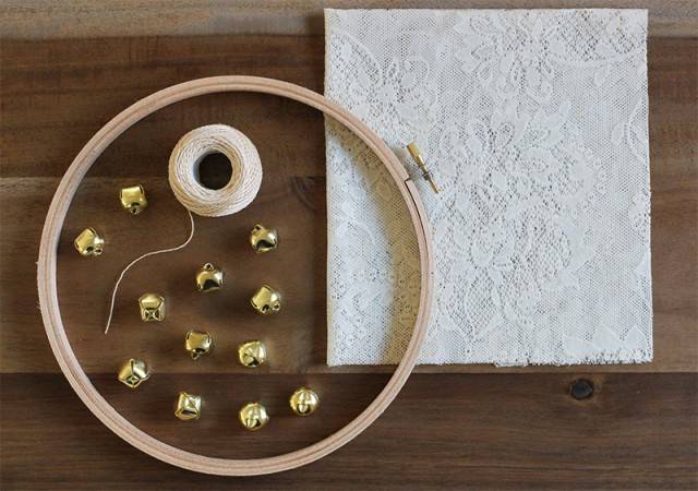 Tambourin en dentelle