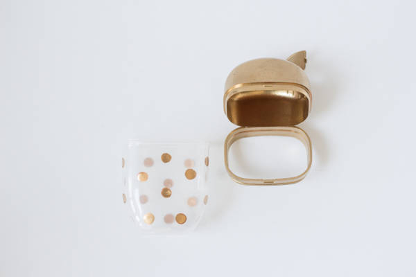 Une jolie boîte de Tic Tac pour ranger vos épingles à cheveux