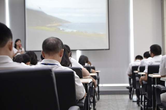 Salle de conférence, séminaire 