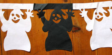 Guirlande verticale en papier roulé