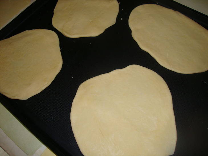 Pain ou Brioche Bulgare en forme de tournesol