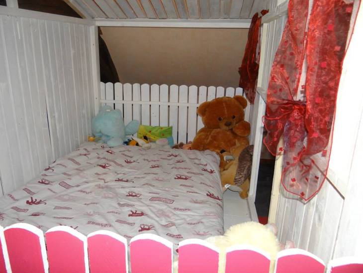 lit cabane