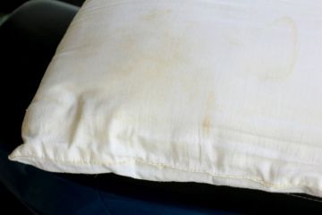 Comment nettoyer un oreiller jauni ?