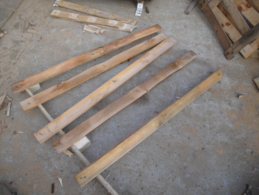 Démonter une palette en bois