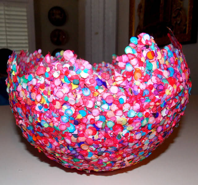 Vide-poche avec des confettis