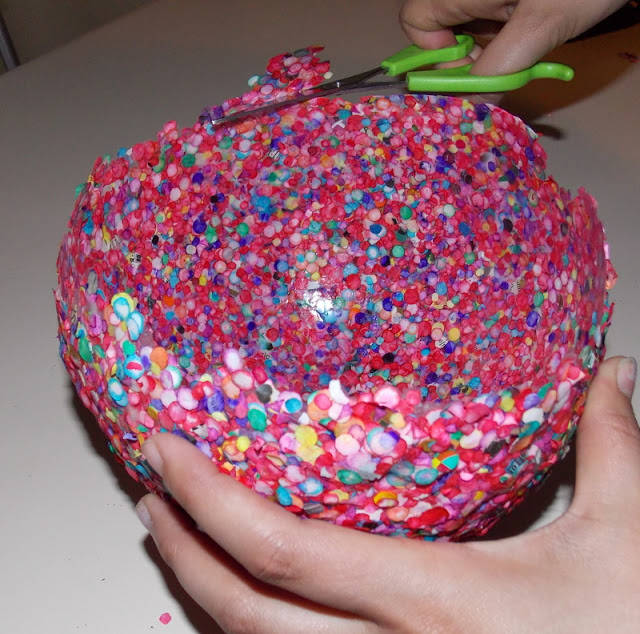 Vide-poche avec des confettis