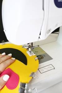 Pochette latex en forme d’émoticône