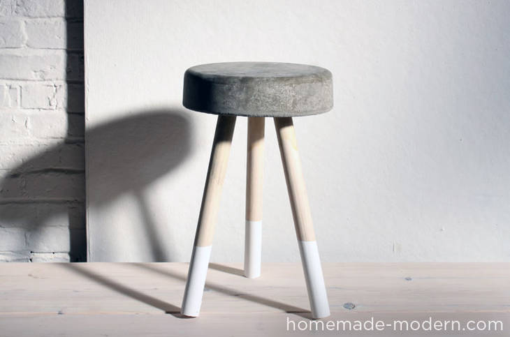 Tabouret en béton