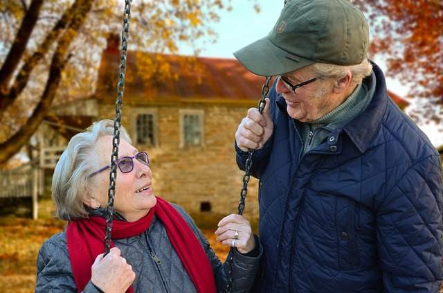 pardonner à ses parents vieux couple