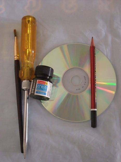 Transformer un CD en objet décoratif
