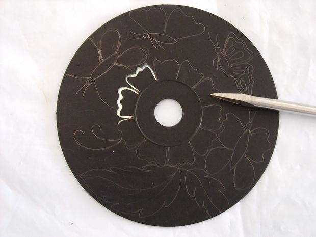 Transformer un CD en objet décoratif