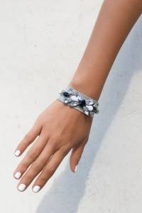 Bracelet ruban décoré de strass