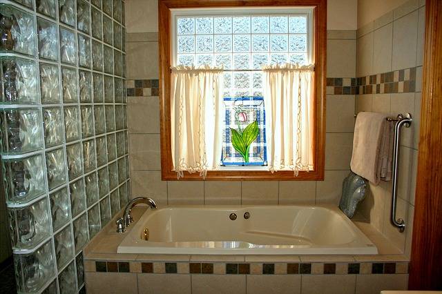Entretenir la baignoire ou la douche