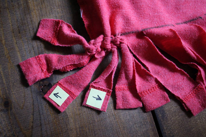 Sac à franges sans couture fait à partir d'un t-shirt