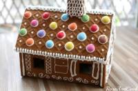 Maison en pain d’épices pour Noël