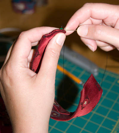 Bracelet avec une cravate