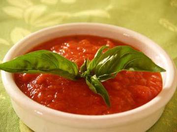 Enlever le goût acide de la sauce tomate