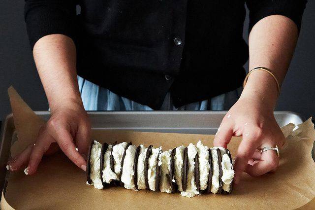 Gâteau sans cuisson avec seulement trois ingrédients