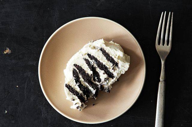 Gâteau sans cuisson avec seulement trois ingrédients
