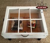 Fenêtre transformée en table basse