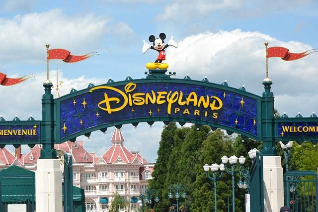 porte d'entrée de Disneyland Paris