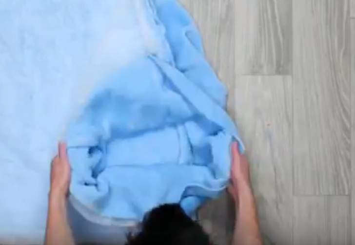 Remettre le tissu à l'endroit