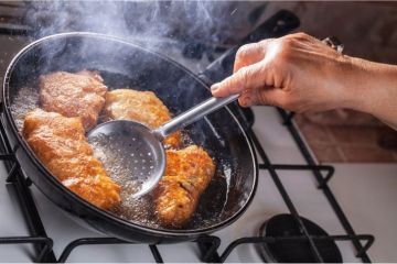 Comment éliminer les odeurs de friture de la cuisine