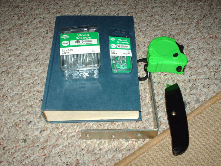 Etagère de livres invisible