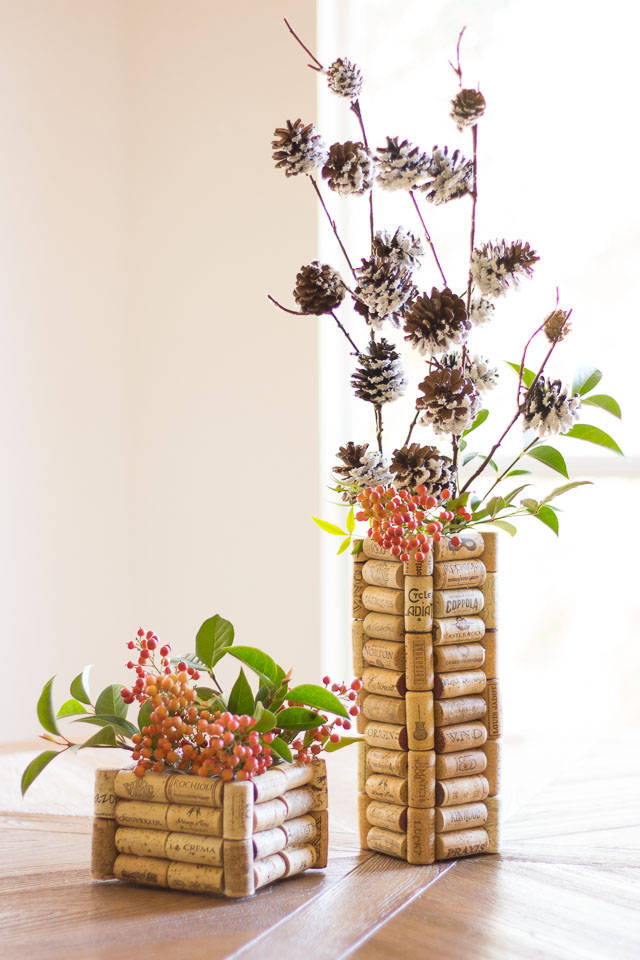 vases DIY avec des bouchons de liège