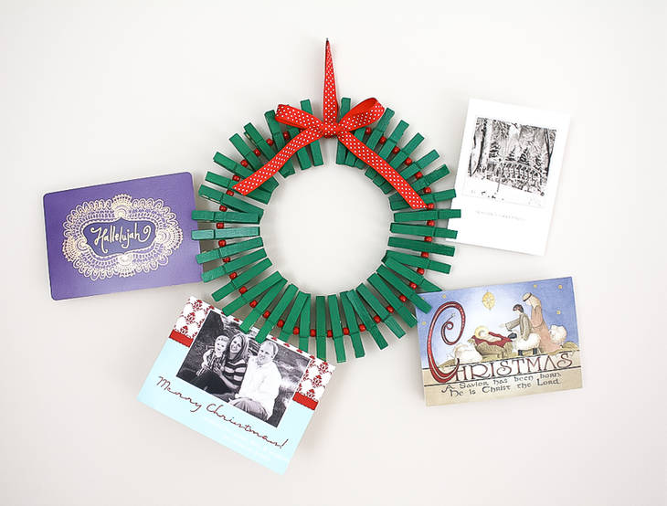 Couronne de Noël en pinces à linge