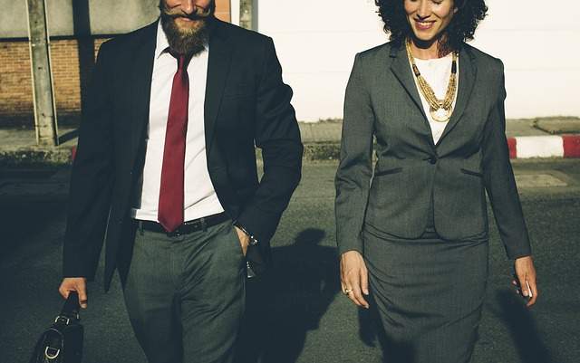 Les codes vestimentaires à connaître absolument pour être classe en toutes circonstances