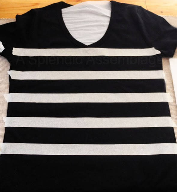 T-shirt avec des bandes pailletées