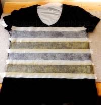 T-shirt avec des bandes pailletées